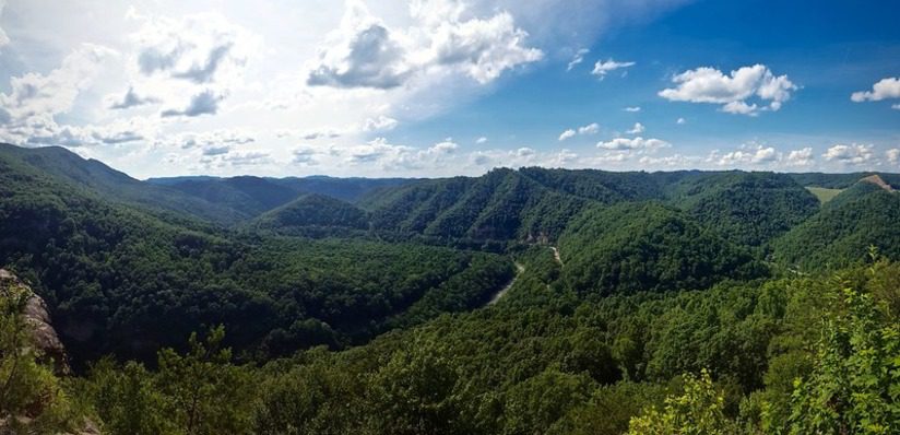 Breaks Interstate Park